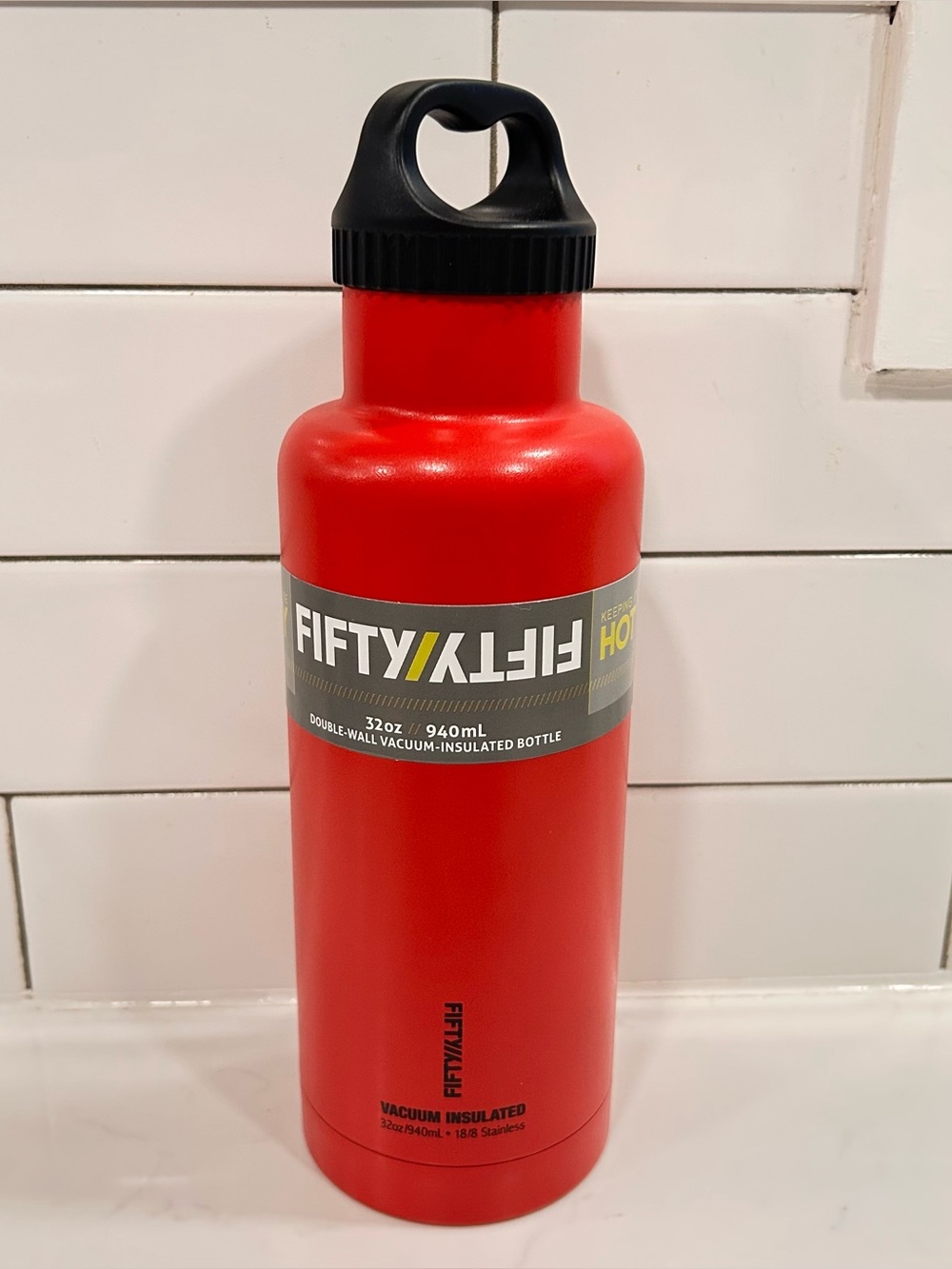 9fifty Red Vacuum Insulated Bottle